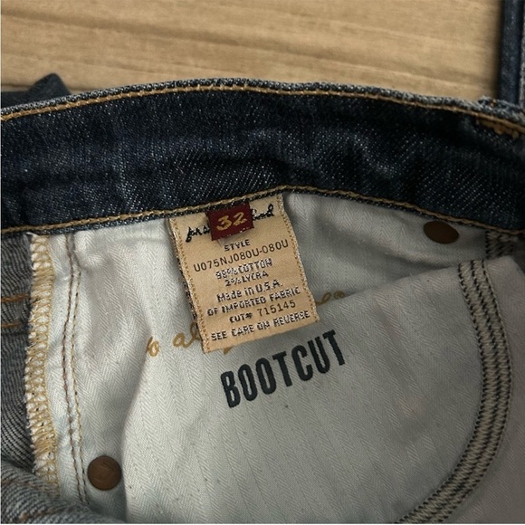 7 for All Mankind Bootcut Jeans | Size 32 - Picture 6 of 6